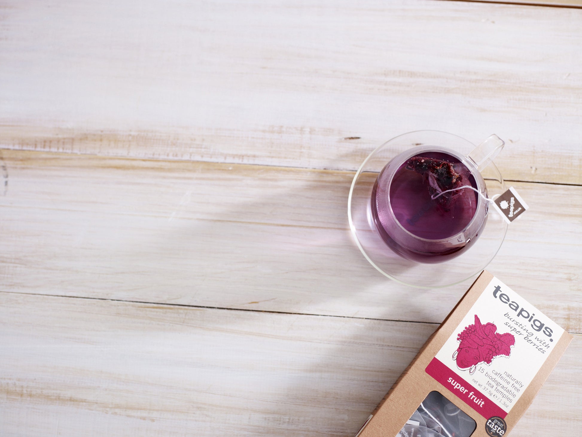 super frugtte i kop og æske